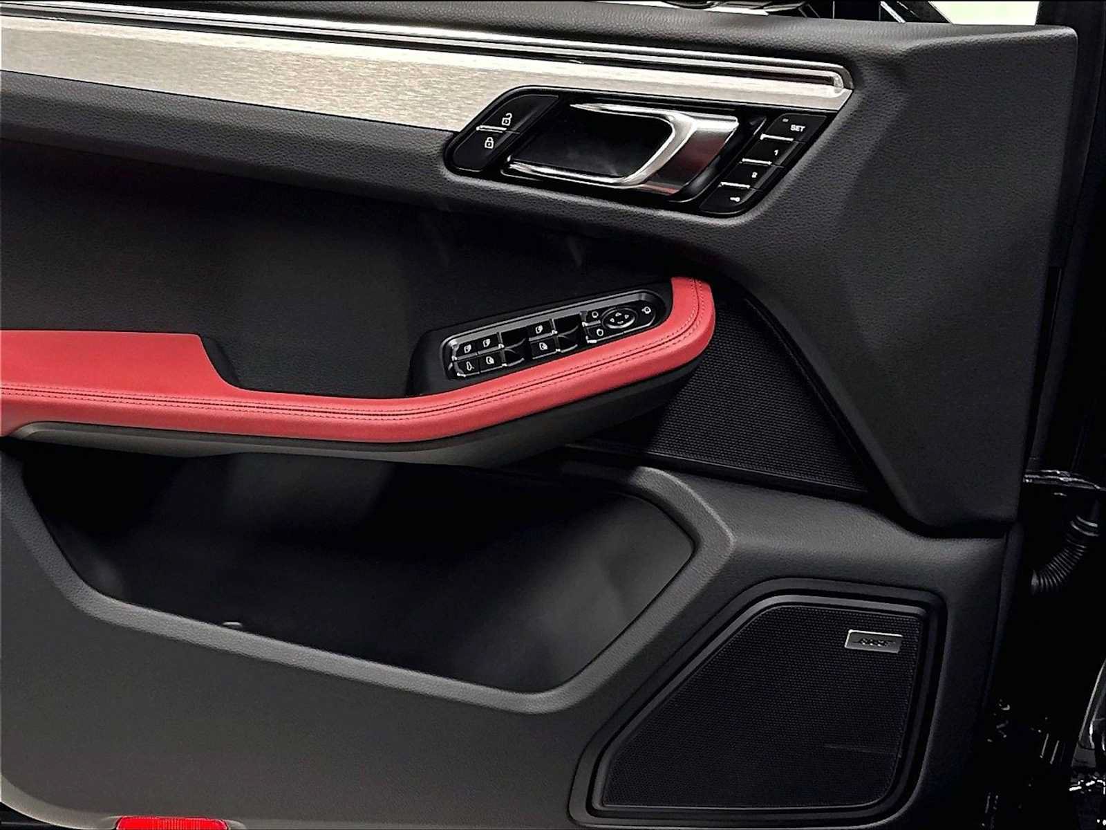 New 2026 Porsche Macan S AWD/4WD image 22