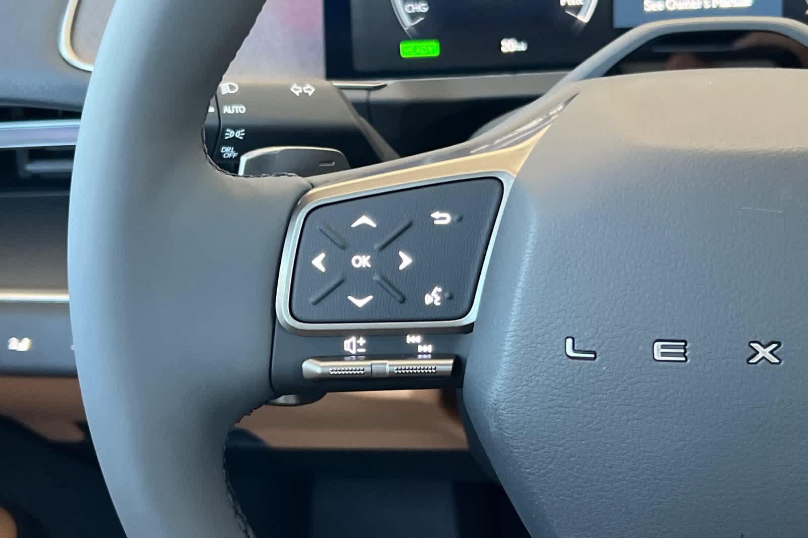 New 2026 Lexus ES 350e w/ Cold Area Package FWD image 26