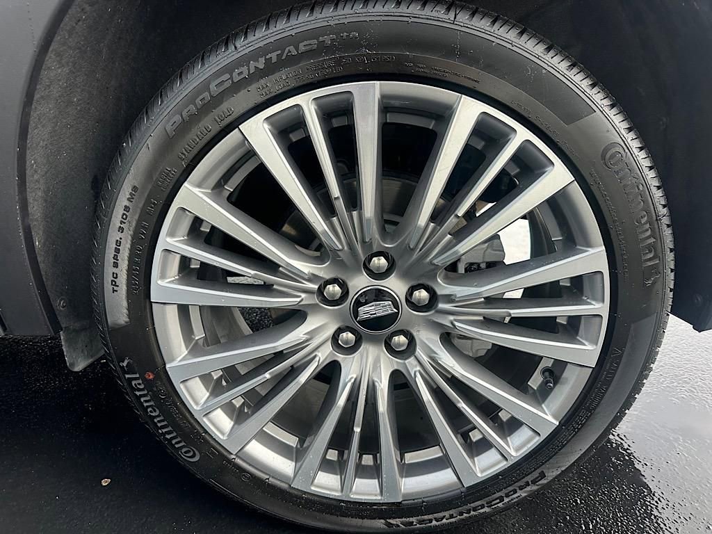 New 2025 Cadillac XT4 Premium Luxury image 25