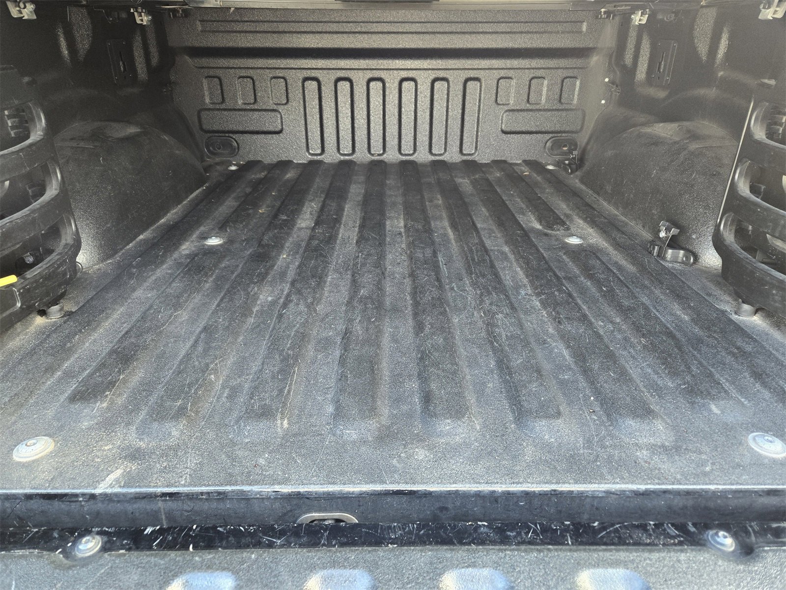 Used 2016 Ford F150 Platinum w/ Equipment Group 701A Luxury image 32