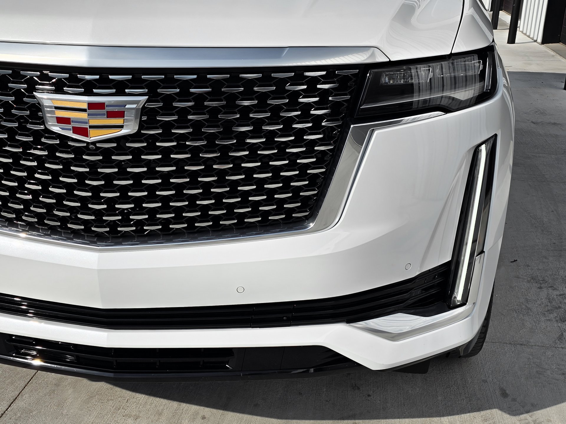 Used 2022 Cadillac Escalade ESV Premium Luxury w/ LPO, Floor Liner Package image 63