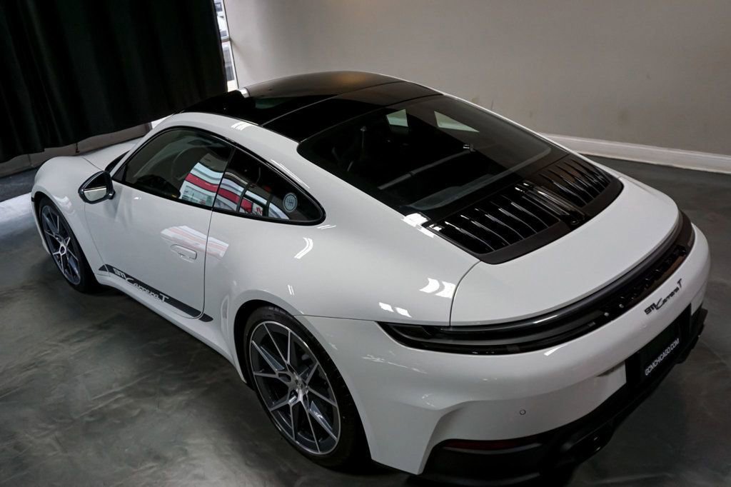 Used 2025 Porsche 911 Carrera T RWD image 76