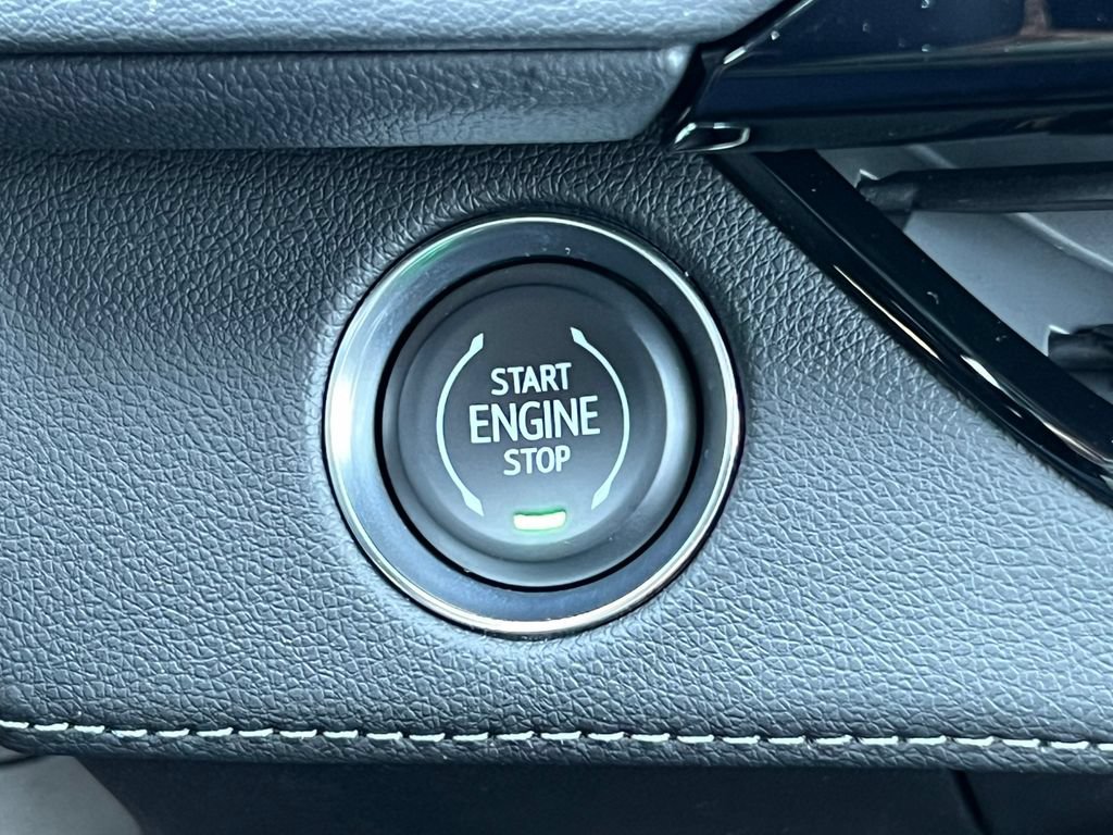 New 2026 Buick Enclave Avenir w/ Super Cruise Package AWD/4WD image 37