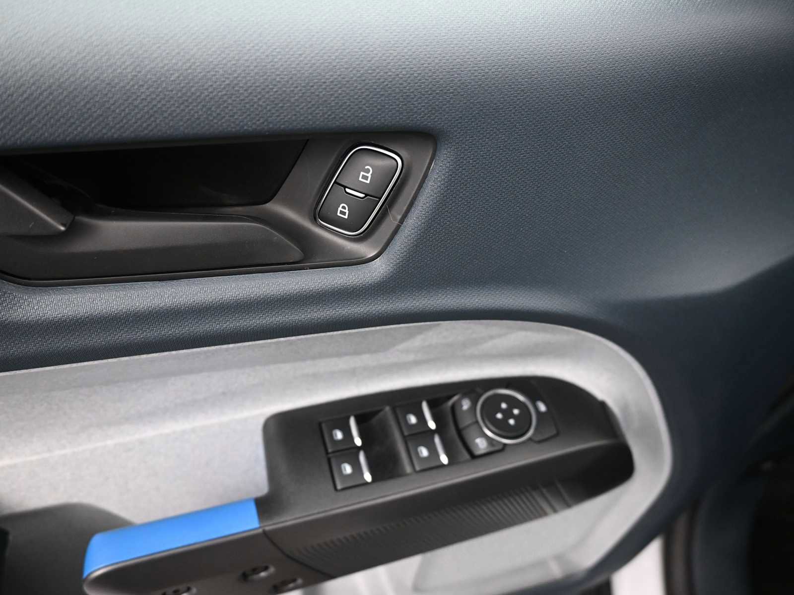 New 2025 Ford Maverick XLT w/ Equipment Group 301A image 22