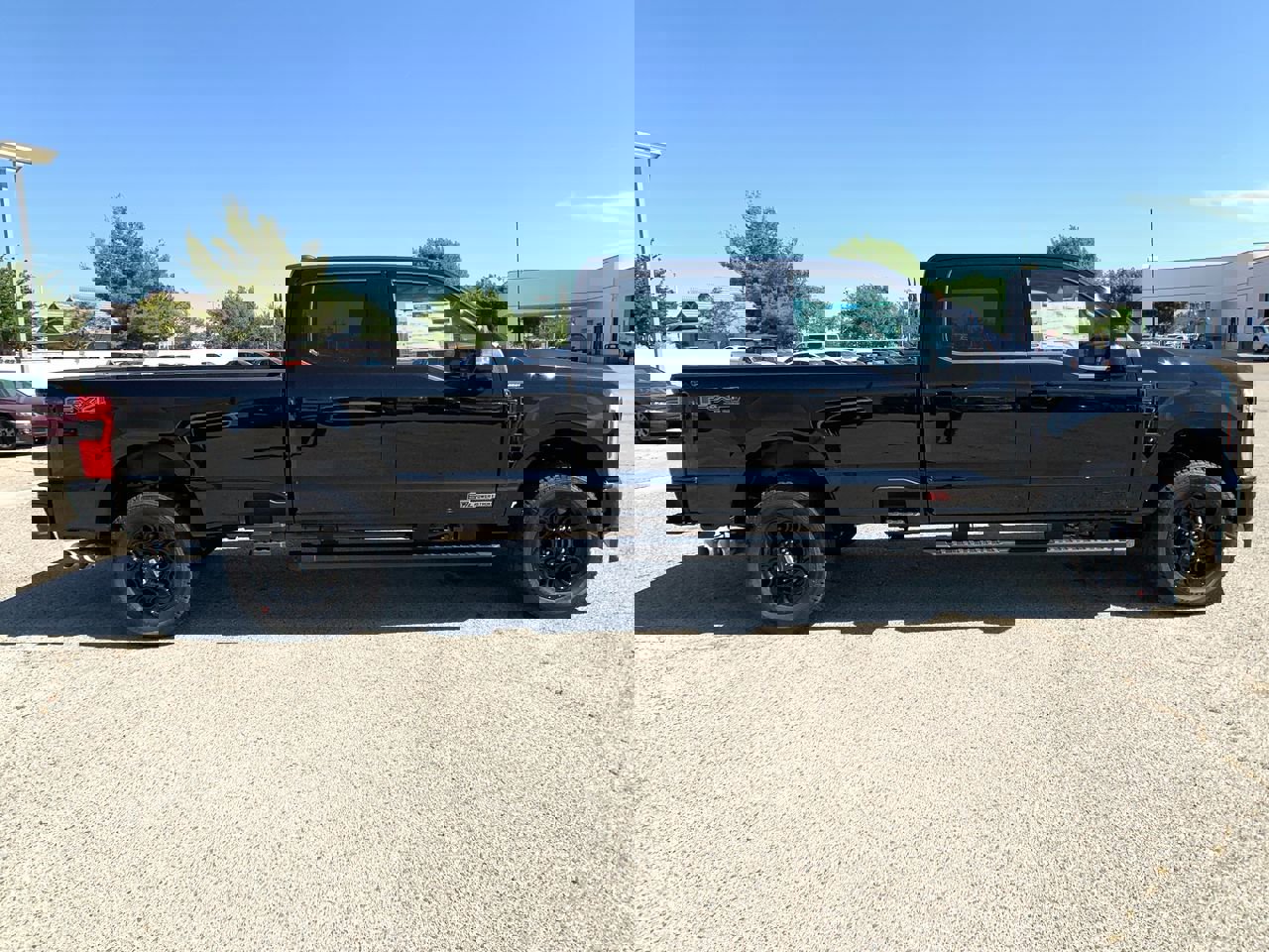 New 2025 Ford F350 Lariat w/ Lariat Ultimate Package image 8