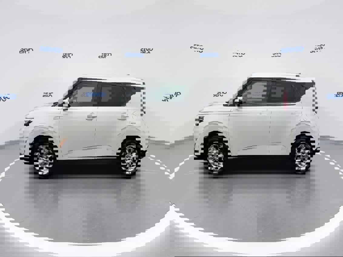 Used 2023 Kia Soul LX w/ LX Technology Package image 6