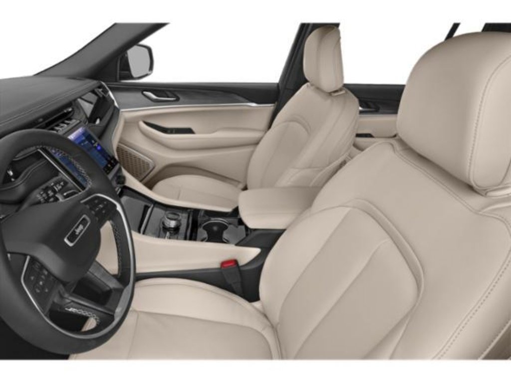 Used 2024 Jeep Grand Cherokee Limited 4xe image 9