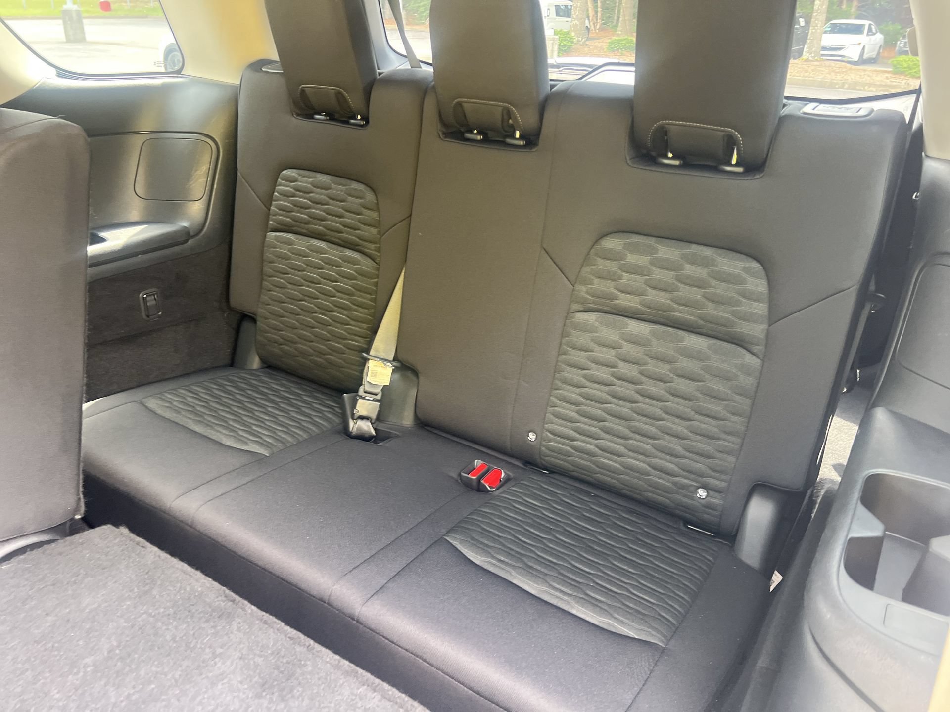 Used 2022 Nissan Pathfinder SV FWD image 19