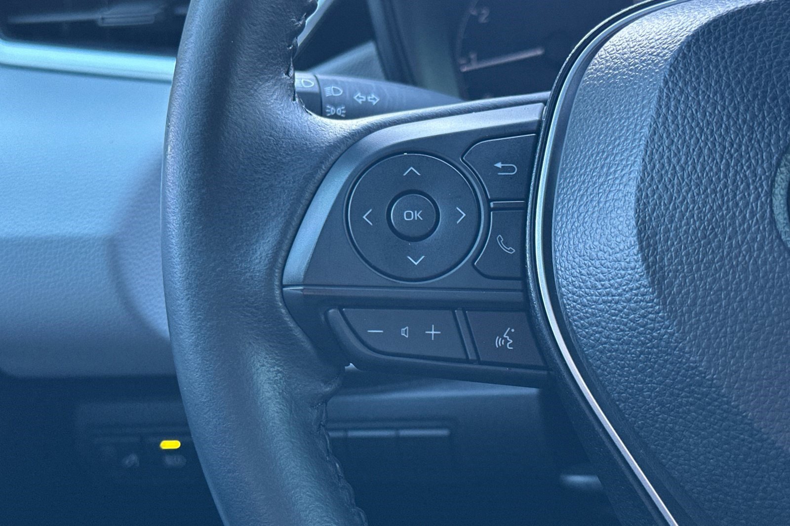 Used 2024 Toyota Corolla SE image 29