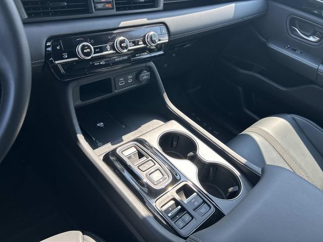 Used 2025 Honda Pilot EX-L image 30