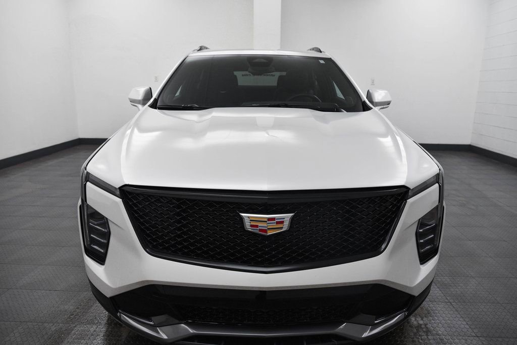 Certified 2024 Cadillac XT4 Sport image 2