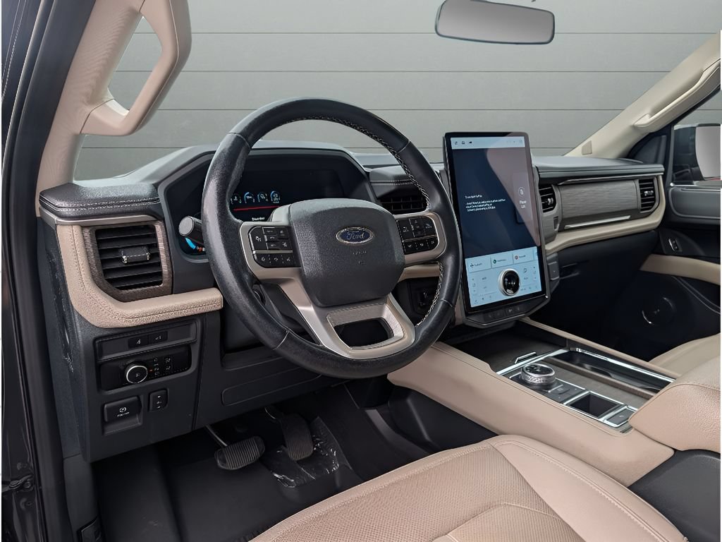 Used 2023 Ford Expedition Limited RWD image 19