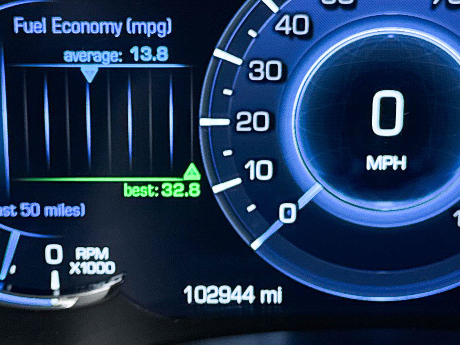 Used 2016 Cadillac Escalade Luxury RWD image 32
