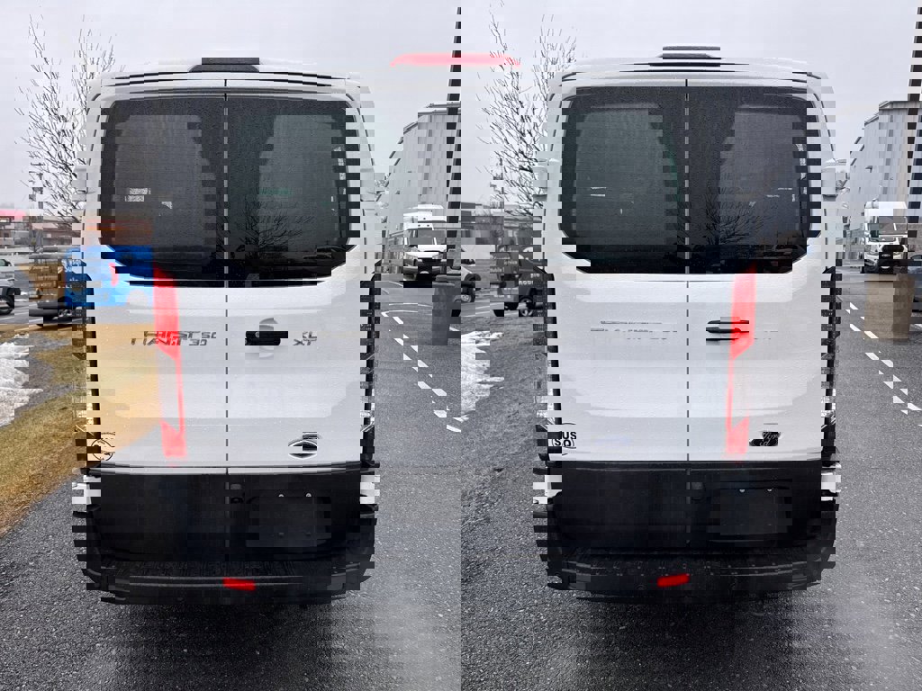 Used 2023 Ford Transit 350 XLT image 13
