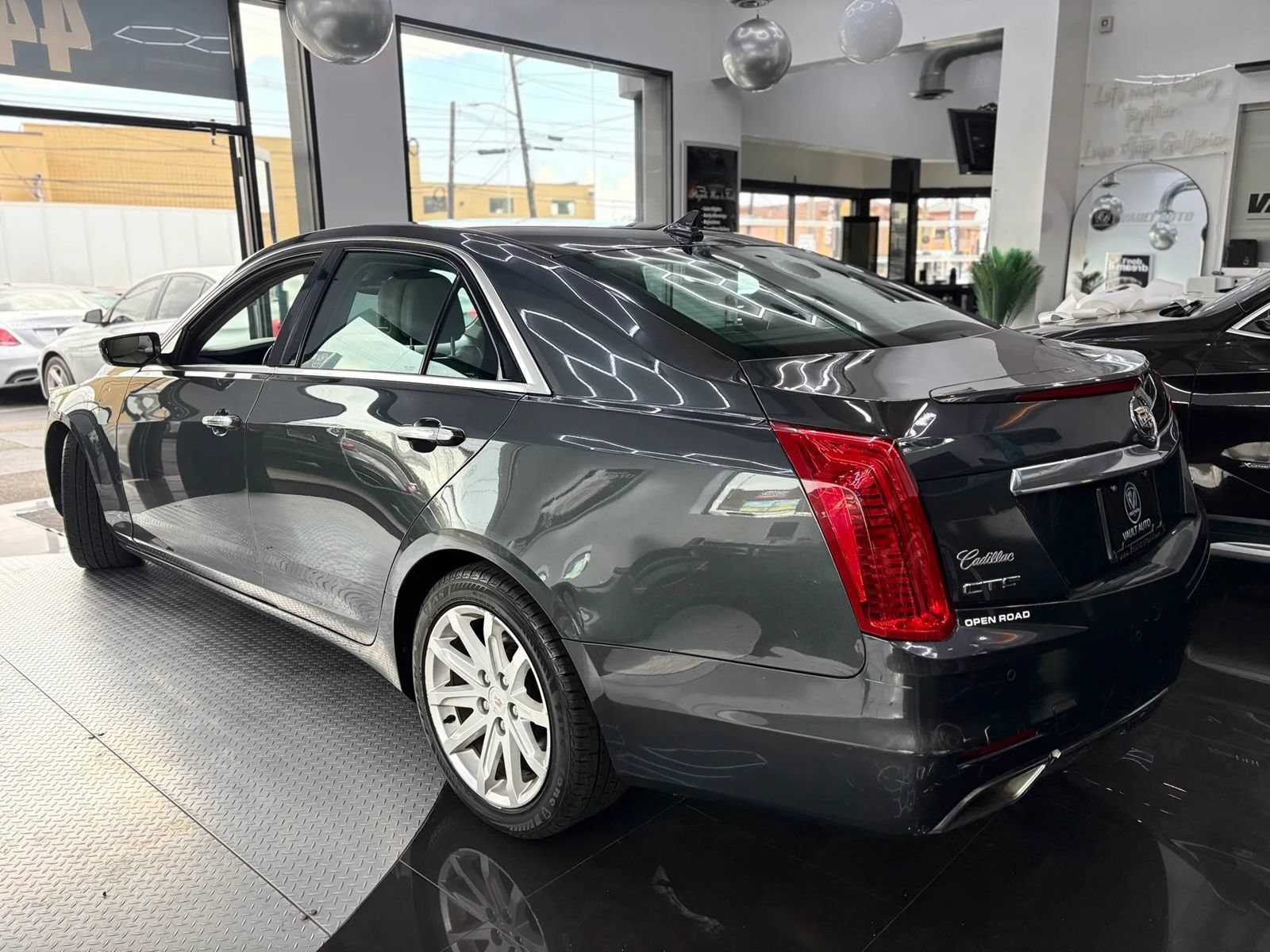 Used 2014 Cadillac CTS Sedan RWD image 5