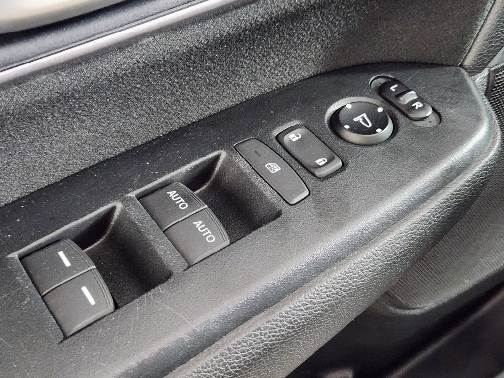 Used 2017 Honda CR-V EX image 17