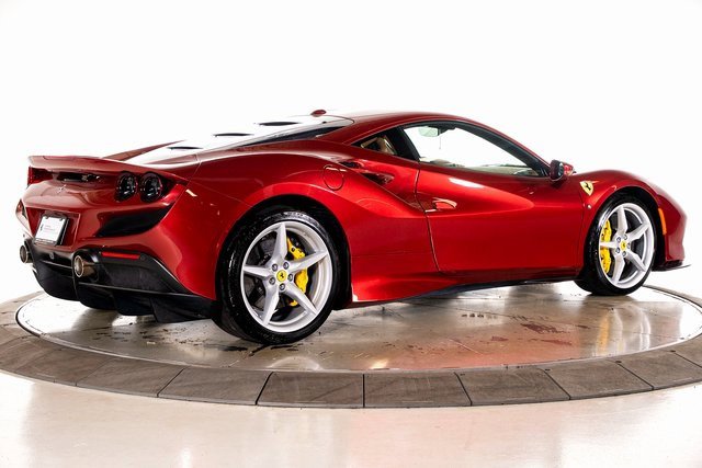 Used 2022 Ferrari F8 Tributo image 2