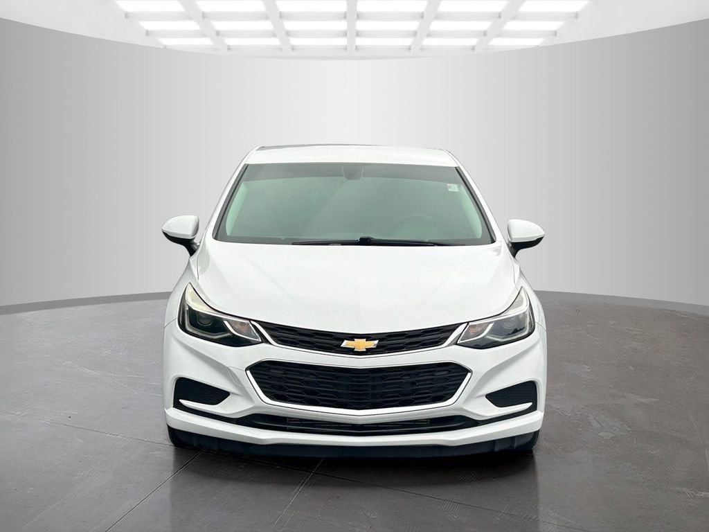 Used 2017 Chevrolet Cruze LT w/ Convenience Package FWD image 8