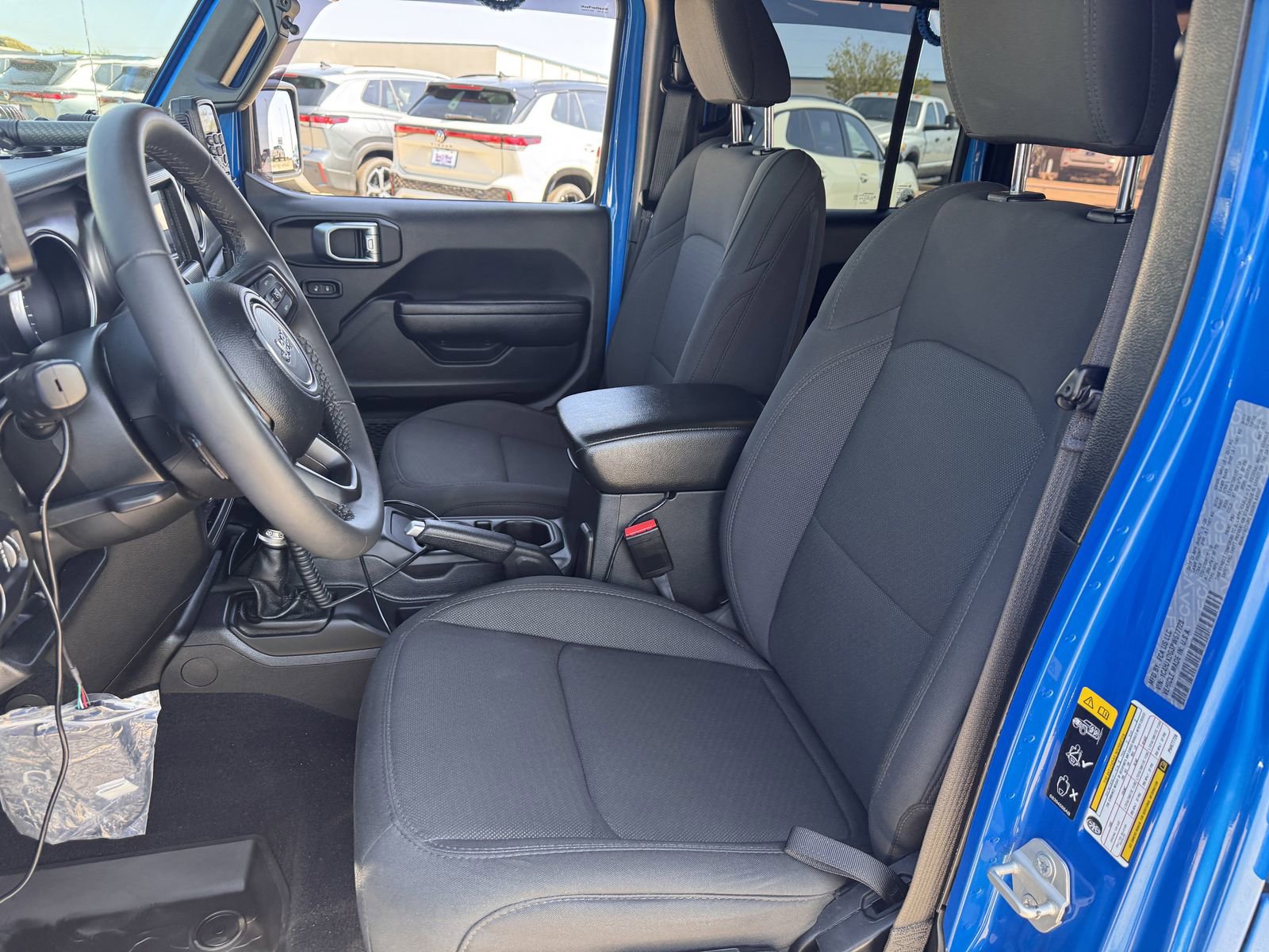 Used 2023 Jeep Wrangler Unlimited Sport AWD/4WD image 25