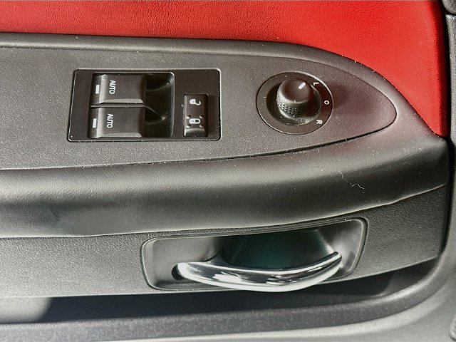 Used 2014 Dodge Challenger R/T Plus RWD image 10