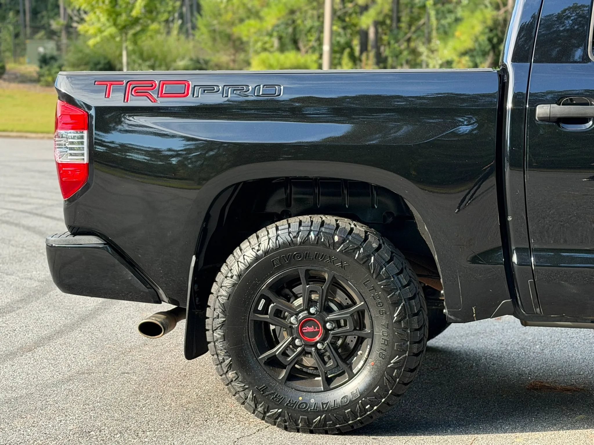 Used 2019 Toyota Tundra TRD Pro AWD/4WD image 11