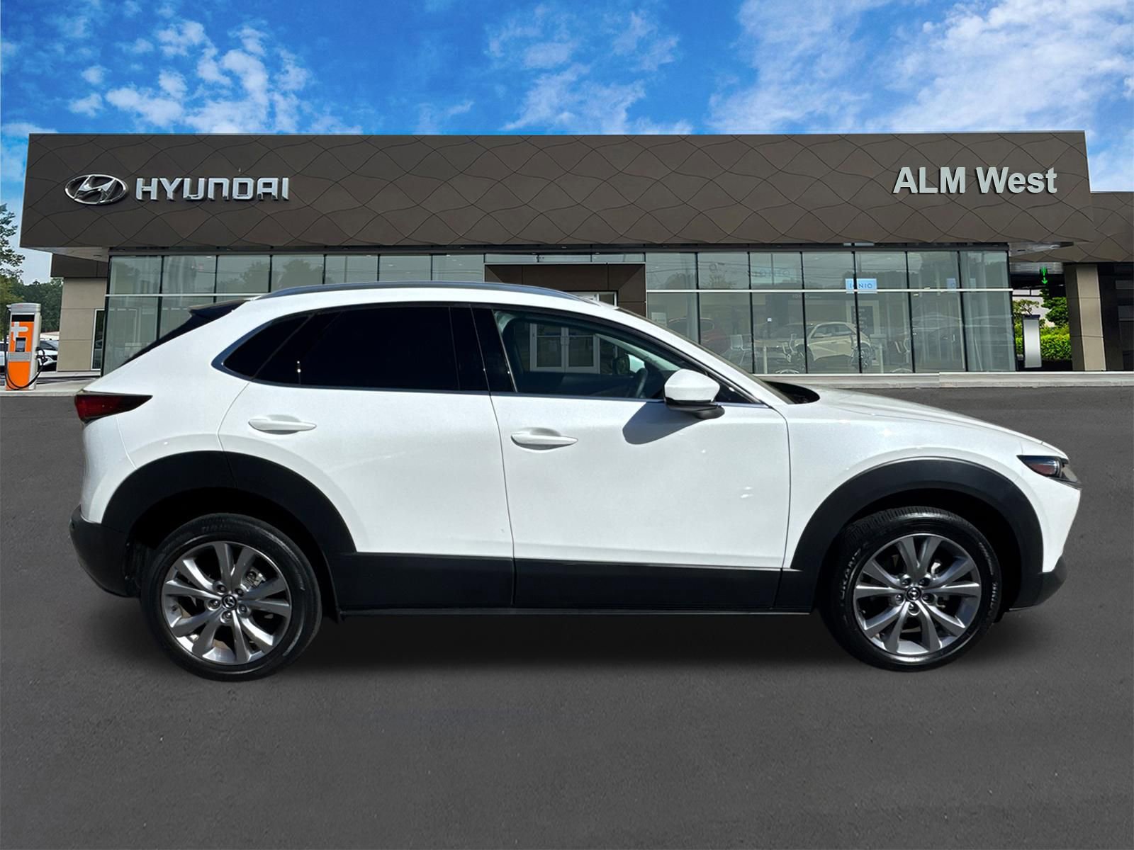 Used 2021 MAZDA CX-30 FWD 2.5 S w/ Premium Package image 4