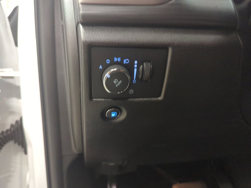 Used 2021 Jeep Grand Cherokee Laredo X AWD/4WD image 18