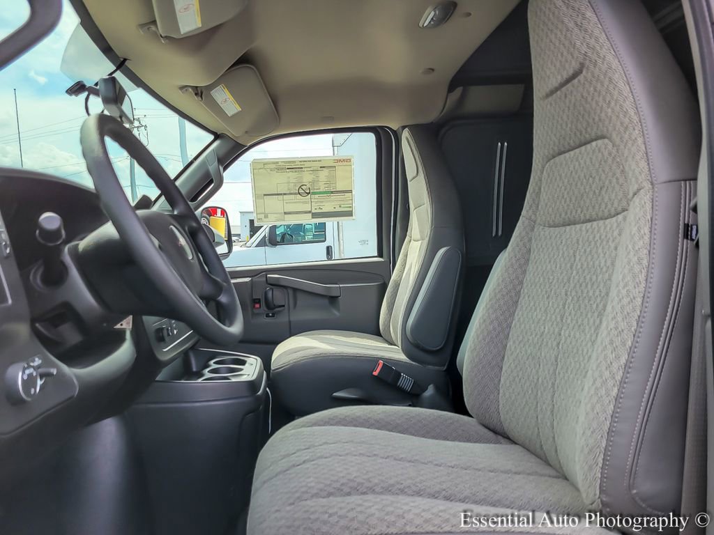 New 2026 GMC Savana 2500 w/ Driver Convenience Package RWD image 8