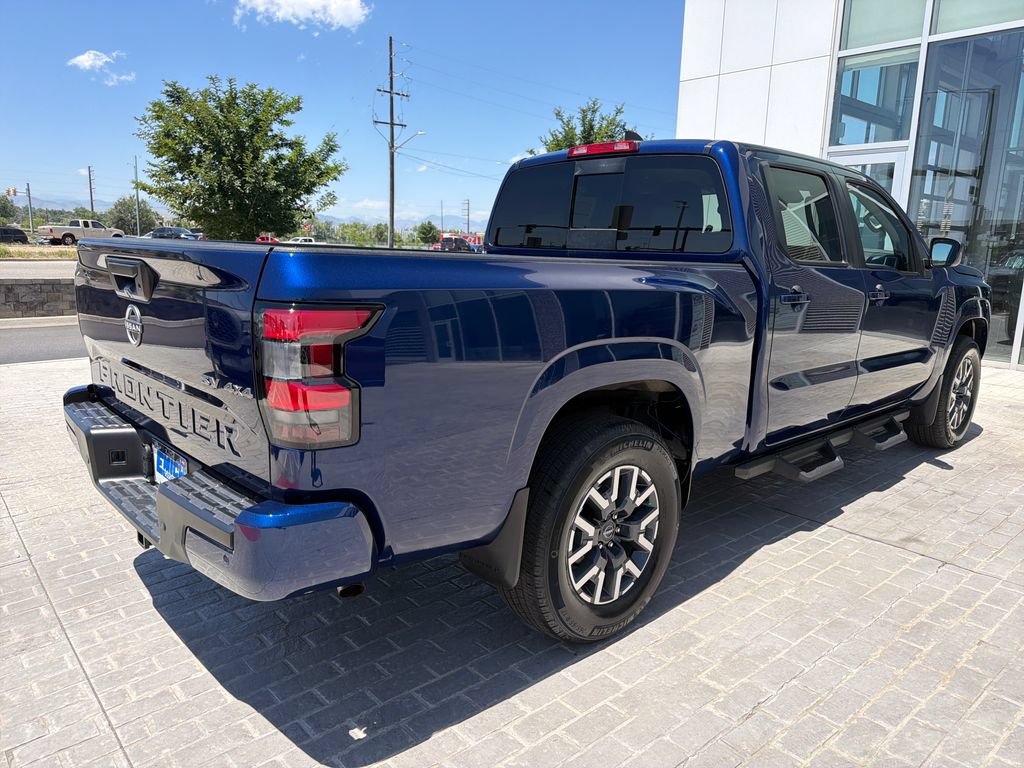 Used 2023 Nissan Frontier SV w/ Technology Package AWD/4WD image 5