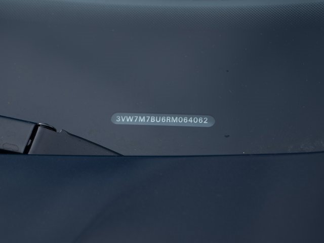 Certified 2024 Volkswagen Jetta SE w/ Panoramic Sunroof Package image 31