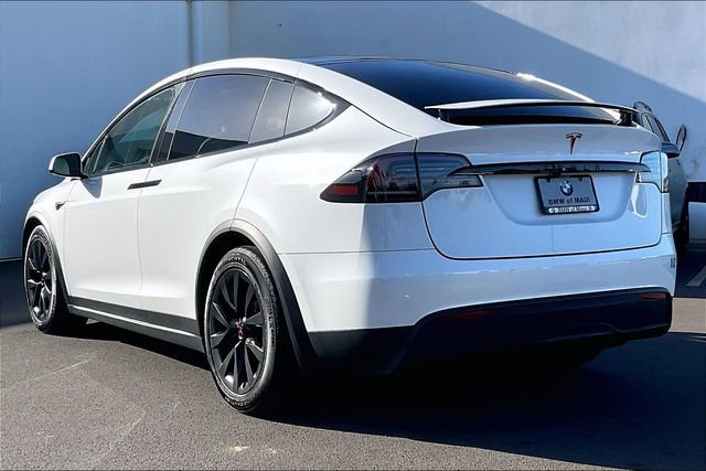 Used 2022 Tesla Model X image 10