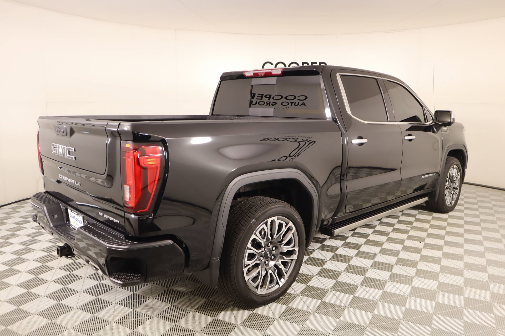 Used 2025 GMC Sierra 1500 Denali Ultimate image 22