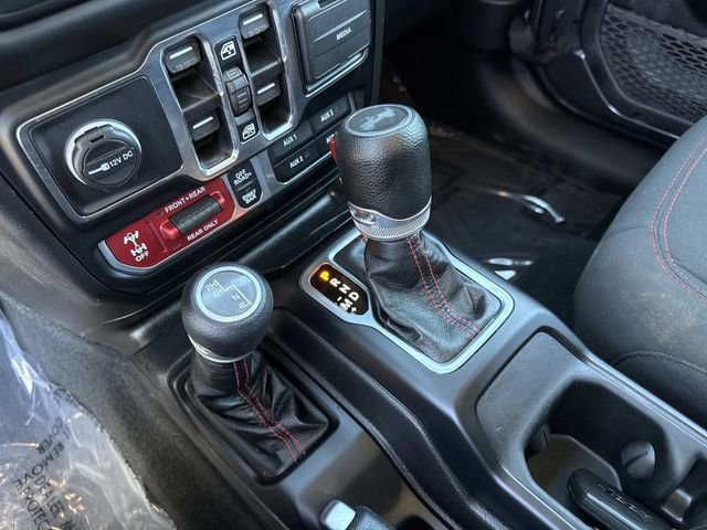 Used 2023 Jeep Wrangler Rubicon w/ Cold Weather Group image 25