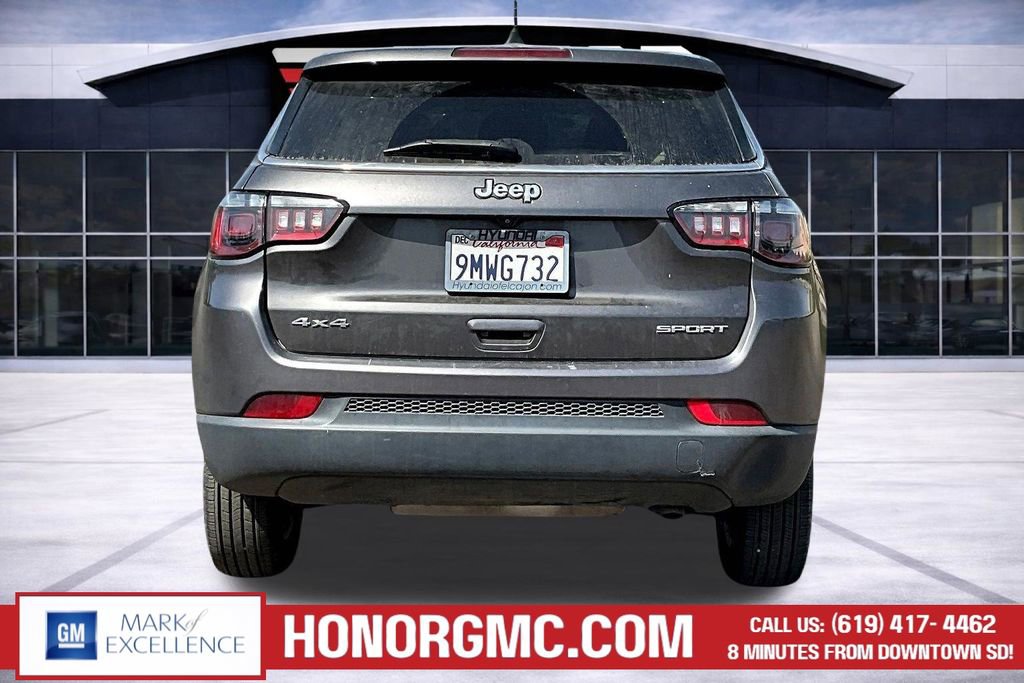 Used 2022 Jeep Compass Sport AWD/4WD image 5