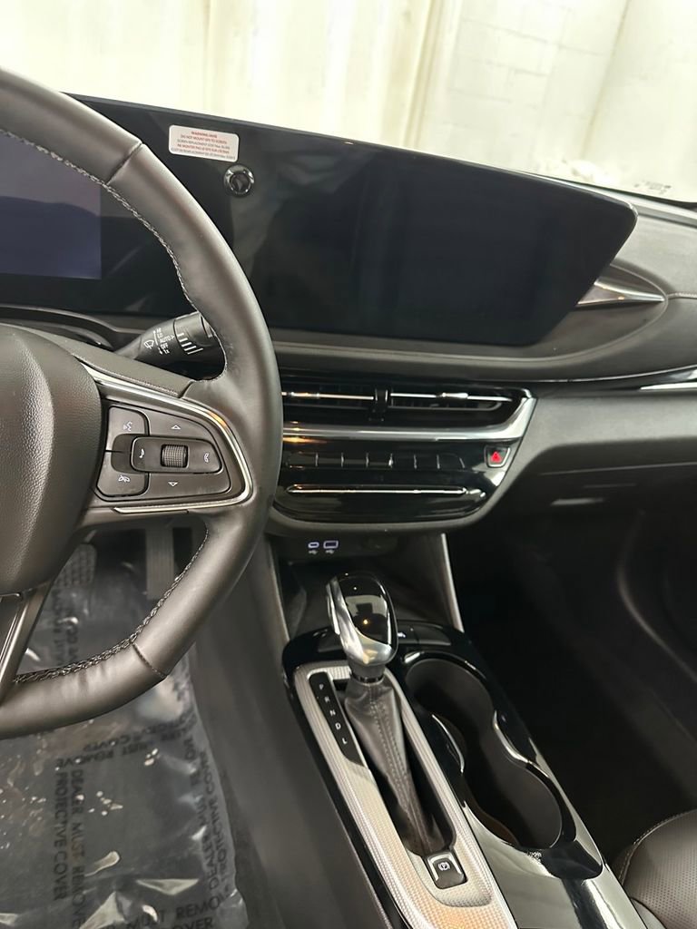 Used 2025 Buick Envista Avenir image 17