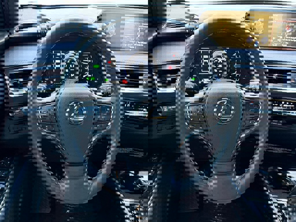 Certified 2022 Lexus UX 250h image 21