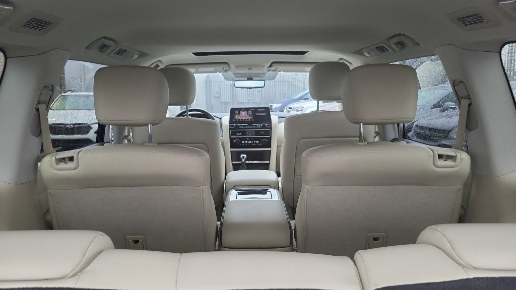 Used 2024 INFINITI QX80 Luxe w/ Cargo Package image 12