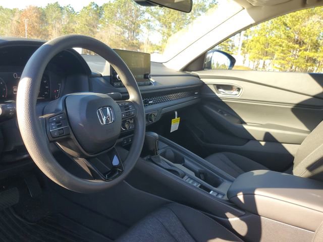 Used 2025 Honda Accord SE image 10