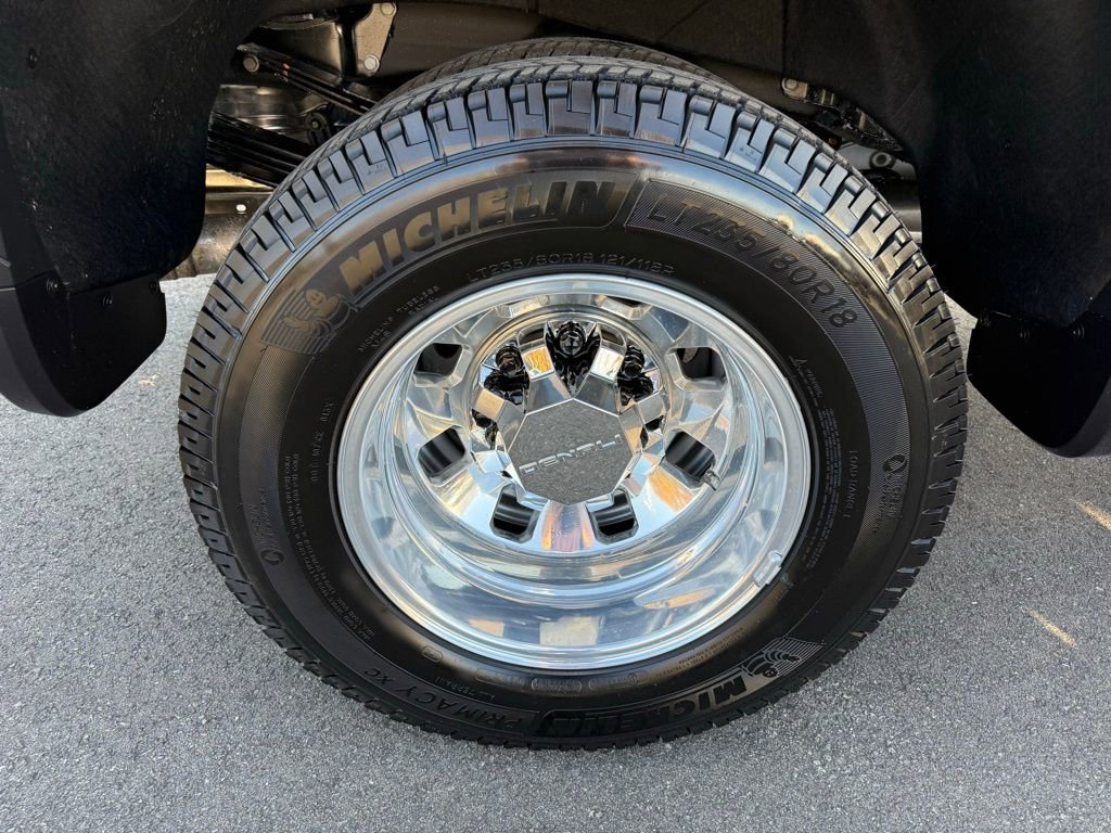 New 2026 GMC Sierra 3500 Denali Ultimate image 38
