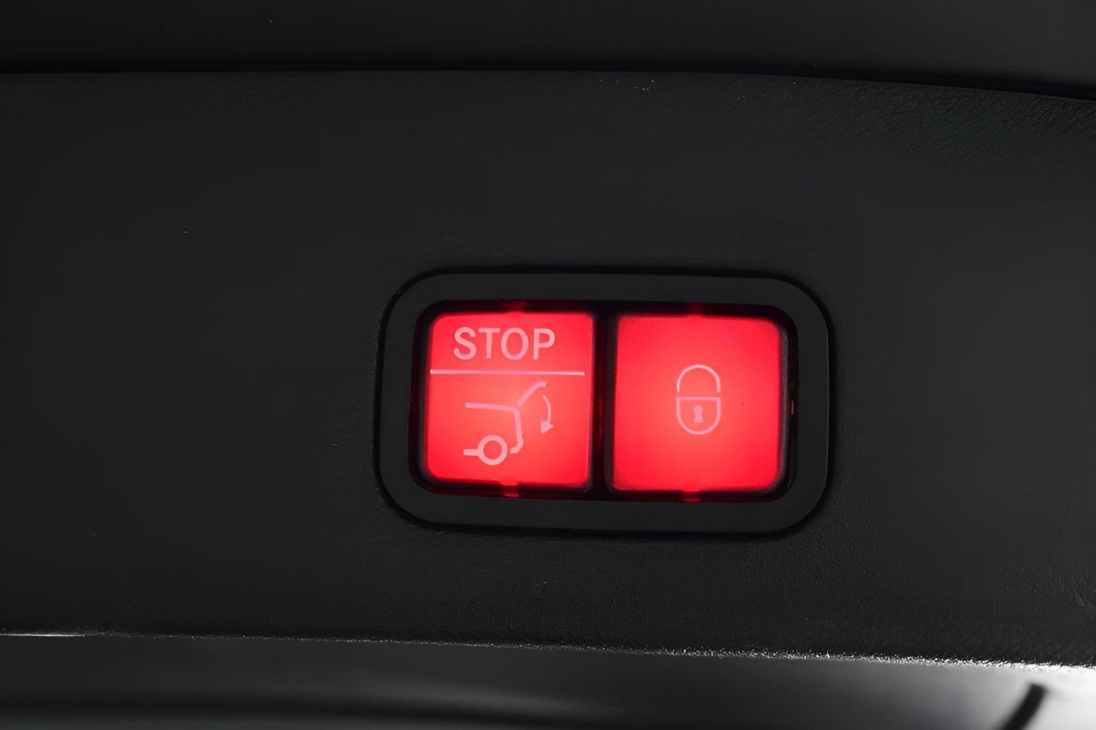 Used 2019 Mercedes-Benz GLS 450 4MATIC w/ Premium 1 Package image 17