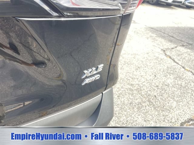 Used 2025 Toyota RAV4 XLE Premium w/ Weather Package AWD/4WD image 6