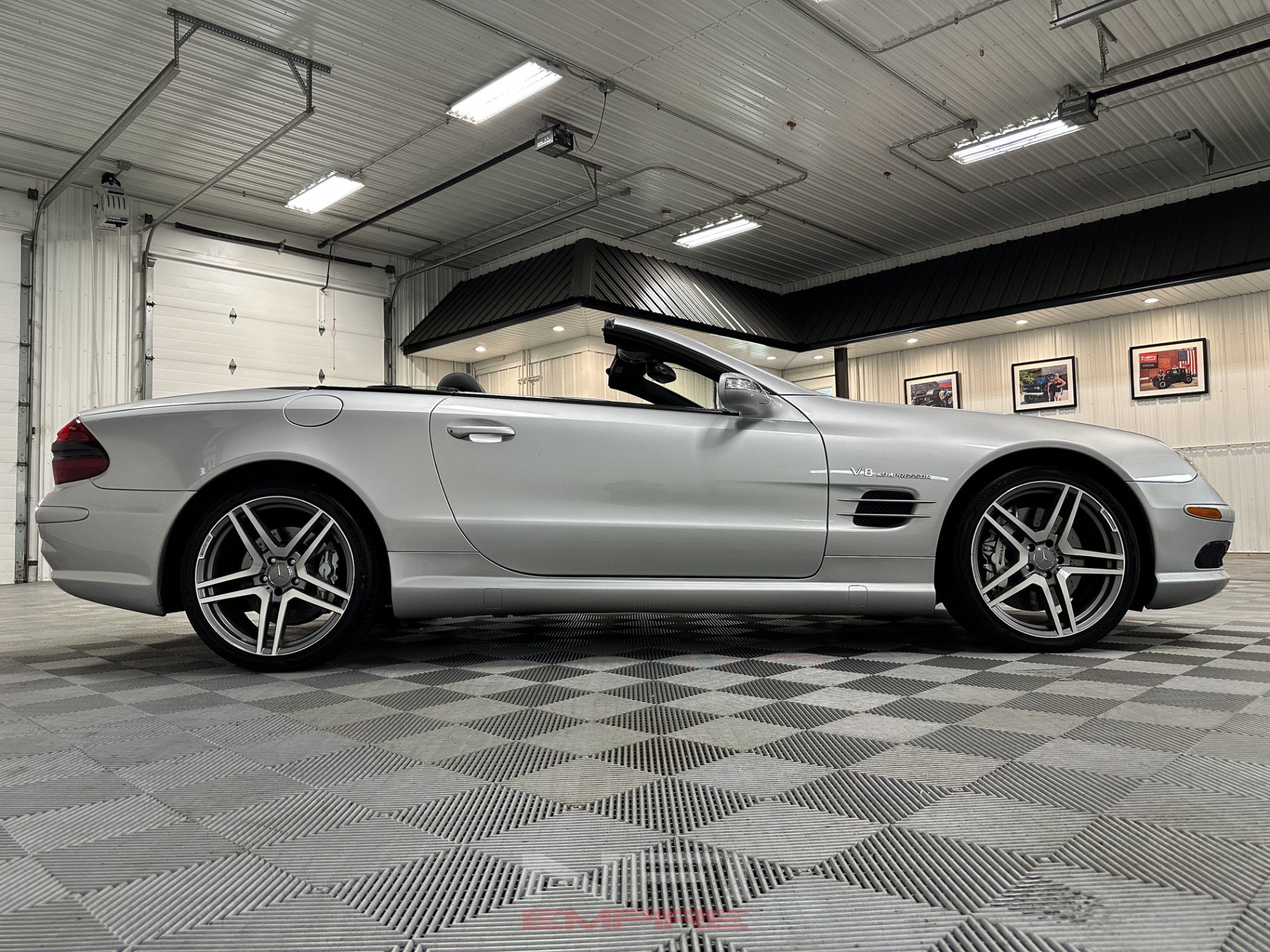 Used 2005 Mercedes-Benz SL 55 AMG image 17