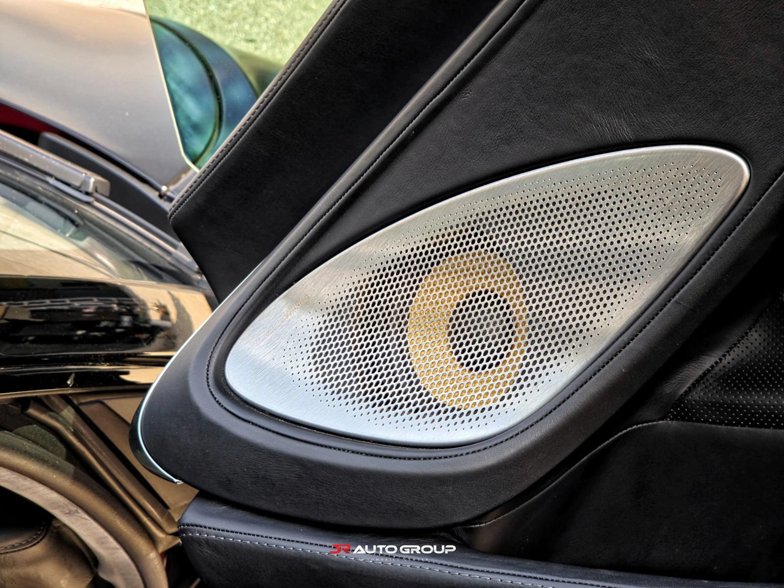 Used 2020 McLaren GT RWD image 45