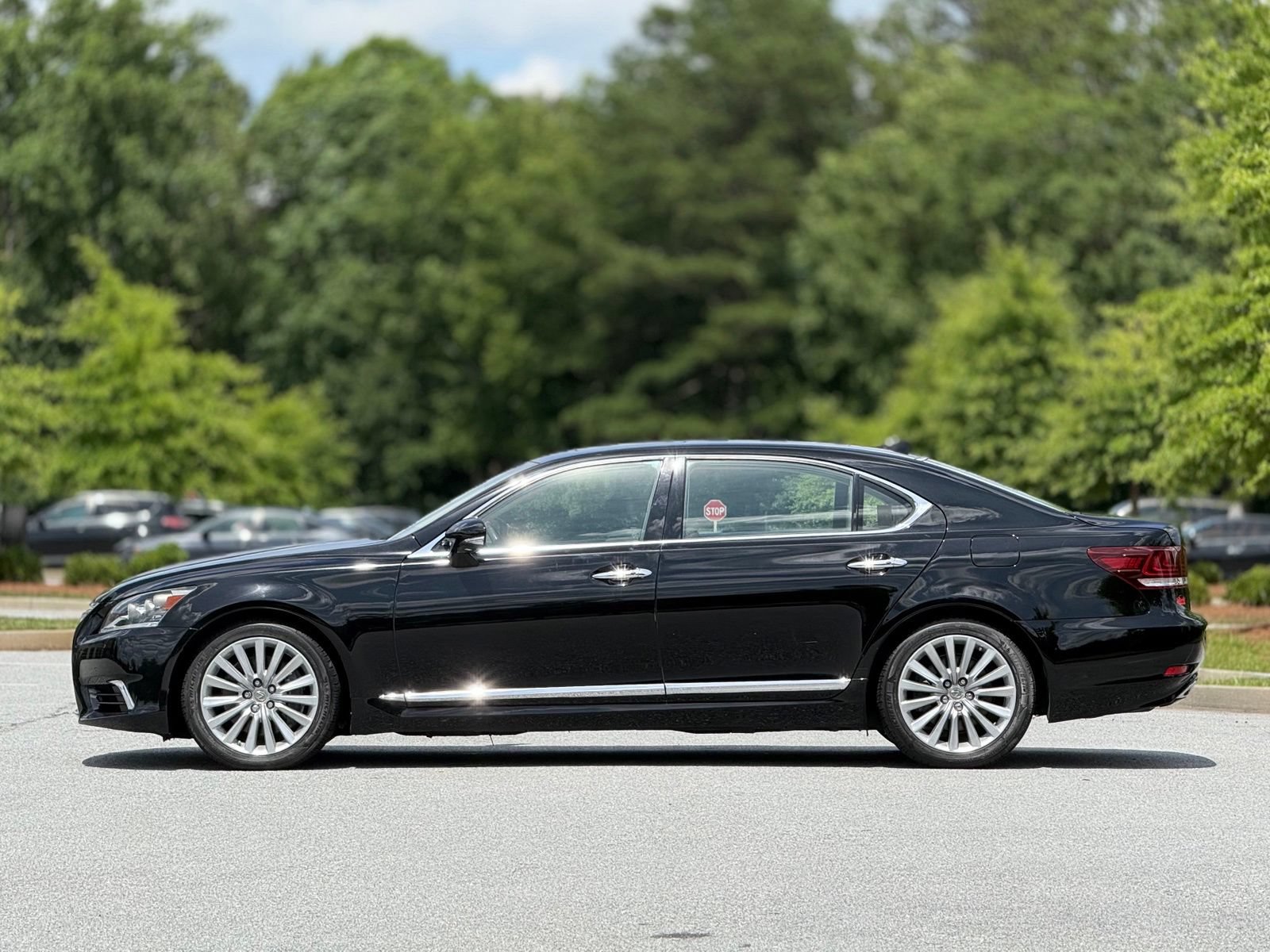 Used 2017 Lexus LS 460 L AWD/4WD image 9