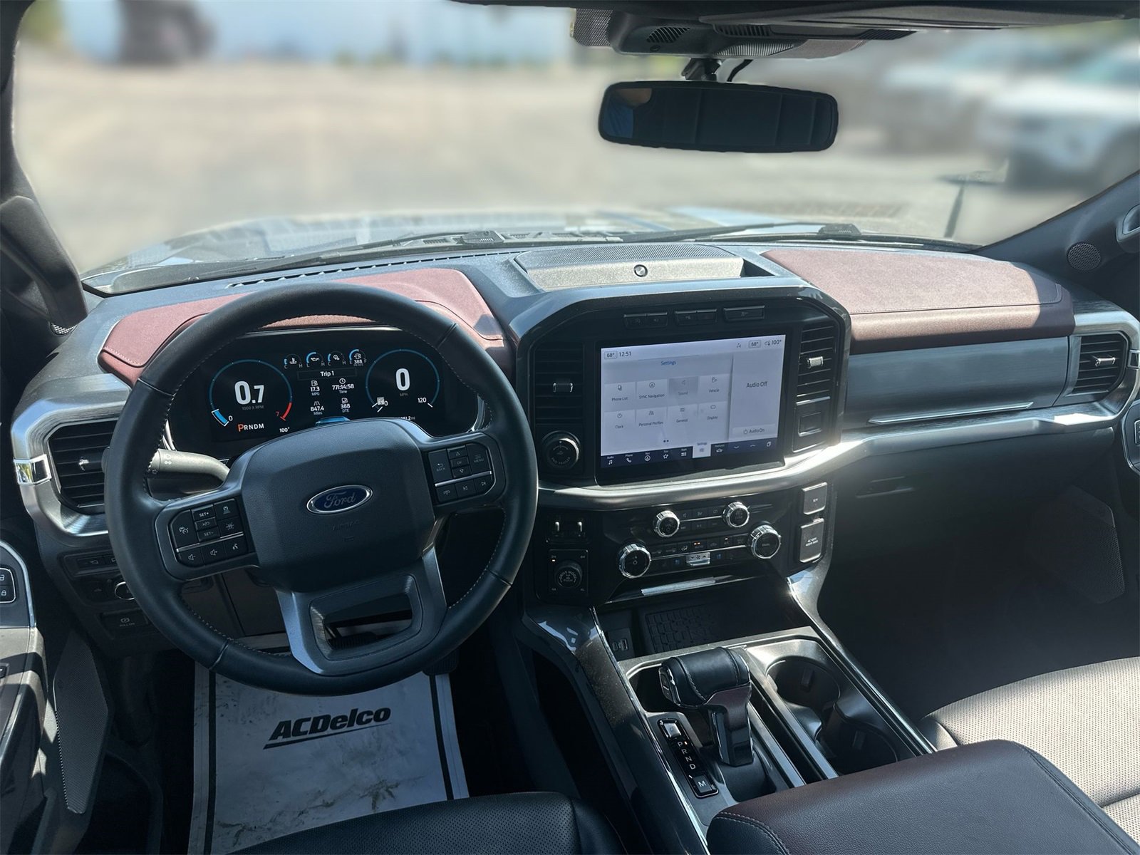 Used 2023 Ford F150 Lariat w/ Equipment Group 502A High image 10