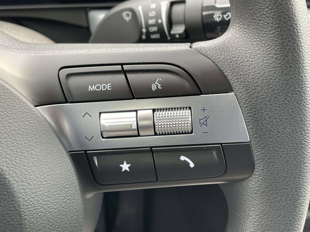 Certified 2025 Hyundai Sonata SE image 10