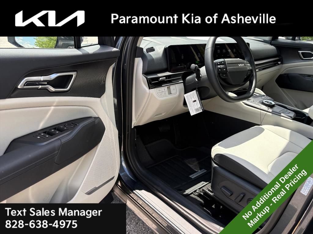New 2026 Kia Sportage EX w/ EX Panoramic Sunroof Package AWD/4WD image 17