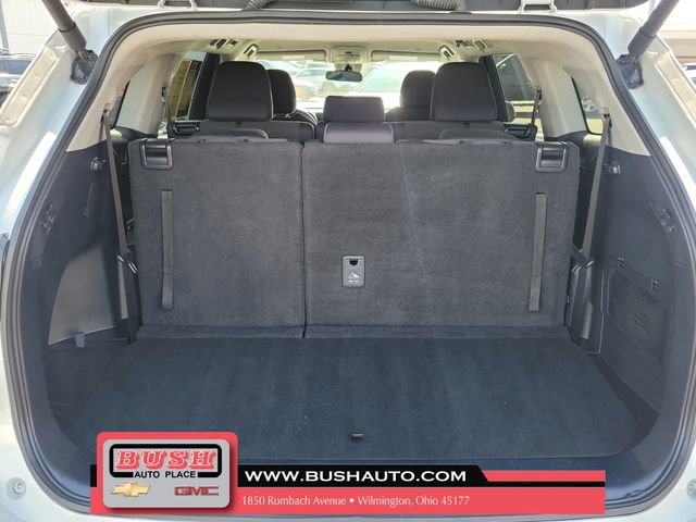Used 2024 Toyota Highlander LE AWD/4WD image 8