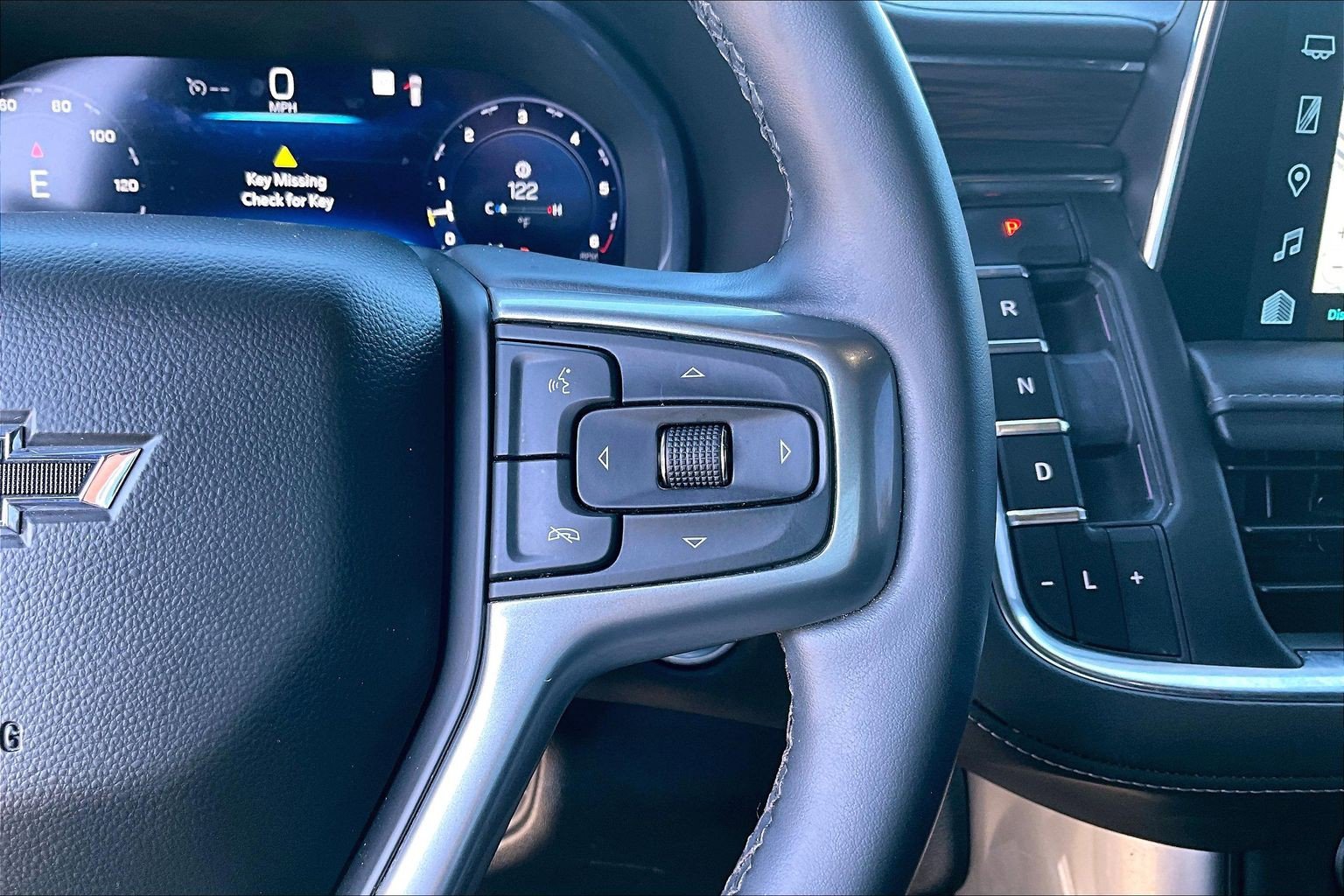 Used 2023 Chevrolet Suburban Z71 w/ Z71 Off-Road Package AWD/4WD image 12