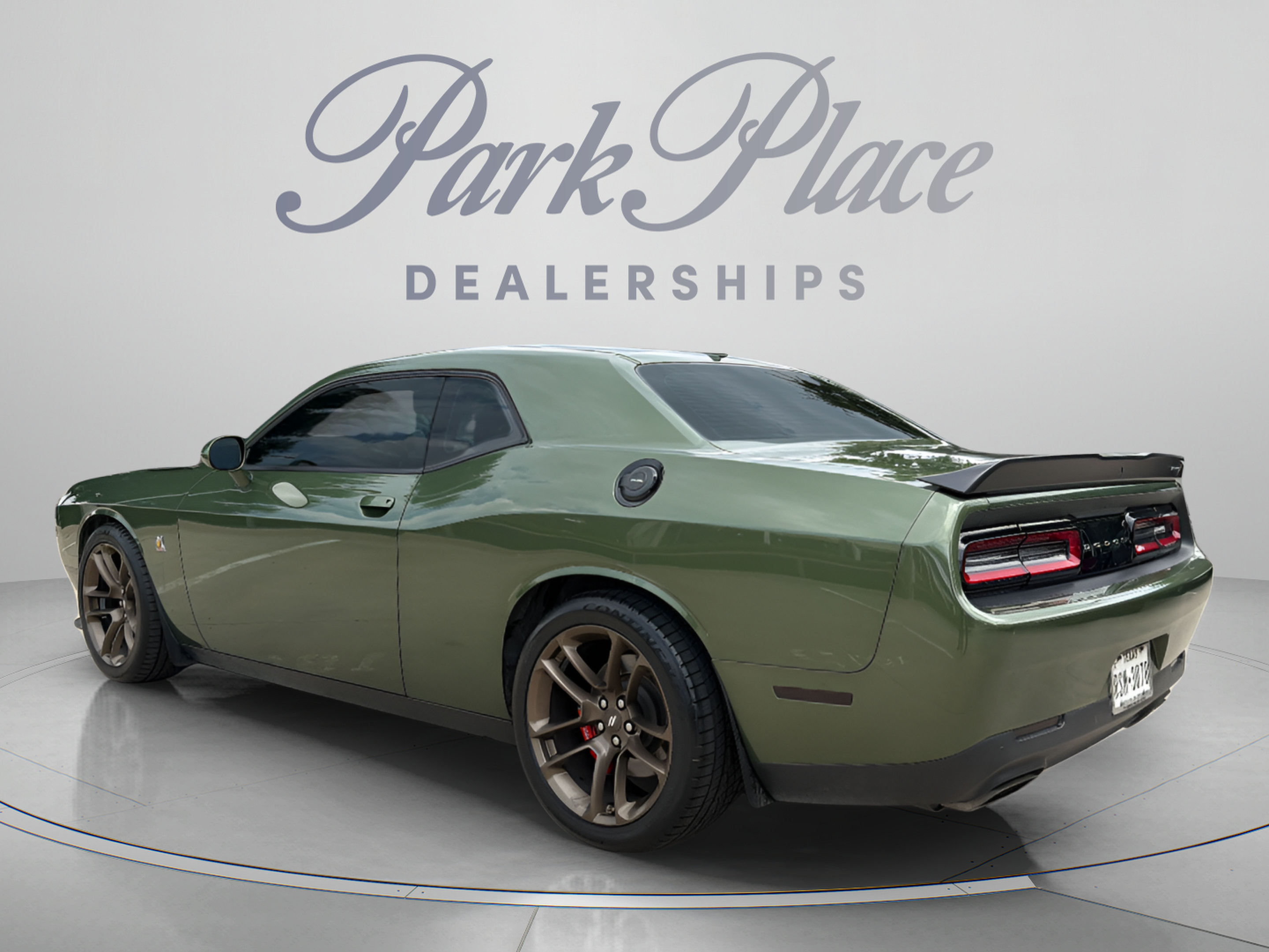 Used 2021 Dodge Challenger R/T Scat Pack w/ Dynamics Package RWD image 3